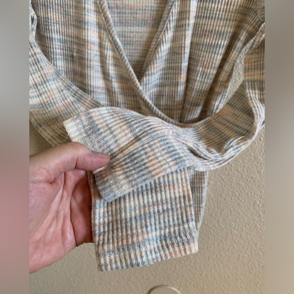 MADEWELL Cross Over Long Sleeved Sweater Top 🌴 - Picture 4 of 6